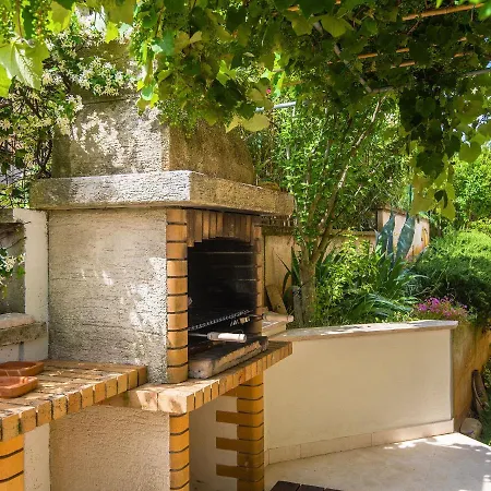 Apartmán In Croatia Near The Coast